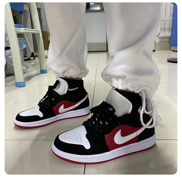 【官方自营旗舰店】air jordan aj 1 low 低帮公牛芝加哥 黑白红休闲