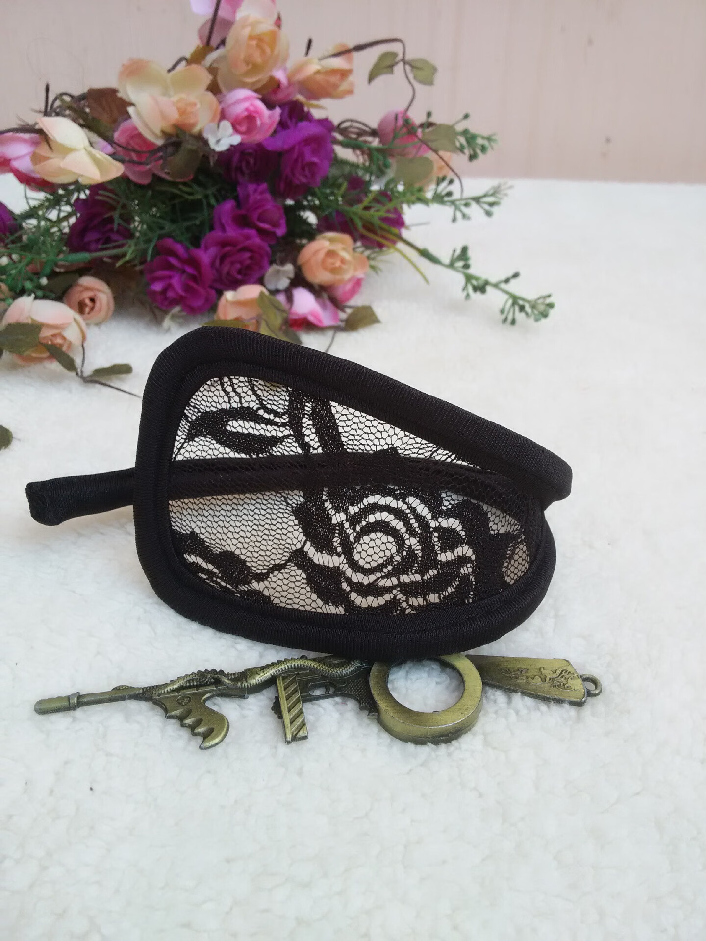 雪澈女士性感情趣c字内裤蕾丝花边透明c型裤隐形穿戴裤情侣夫妻t裤女c