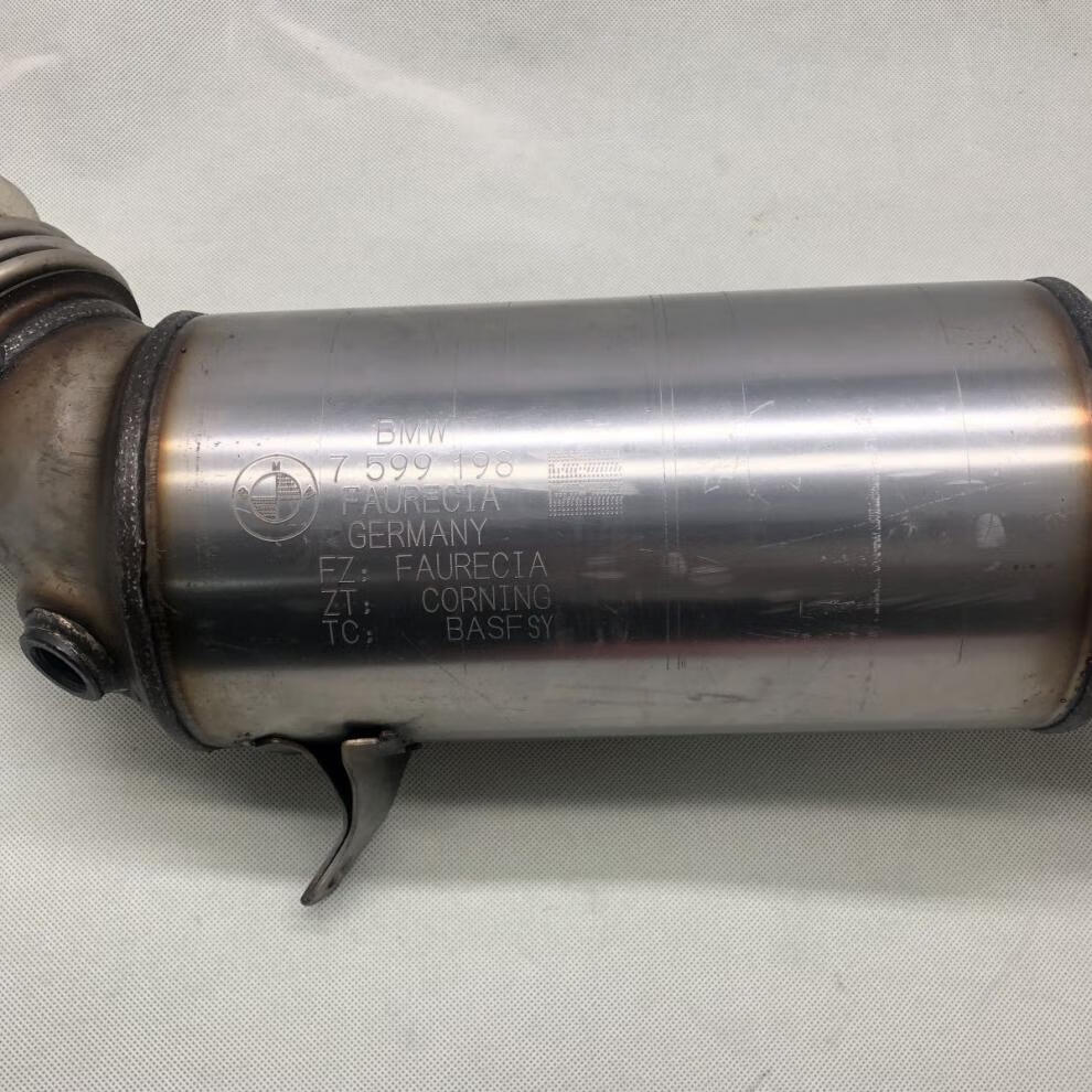 适用于宝马f18 520 525 325 320 x3 523 x5 x6 730 740三元催化器 3系