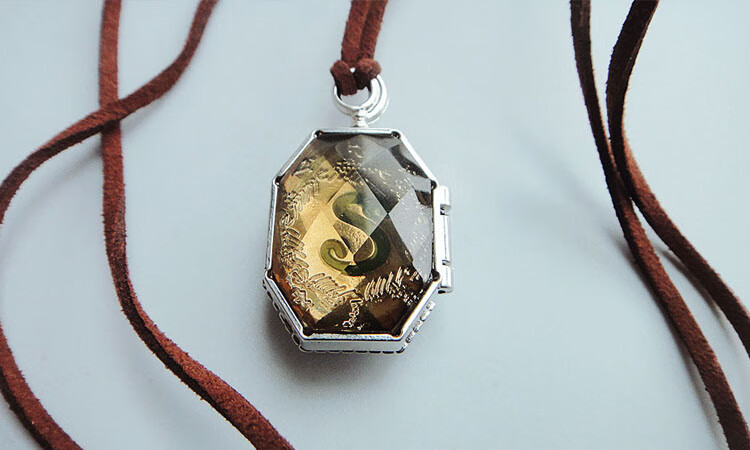 览日鸟新品 哈利波特伏地魔魂器斯莱特林的挂坠盒可打开复古做旧项链