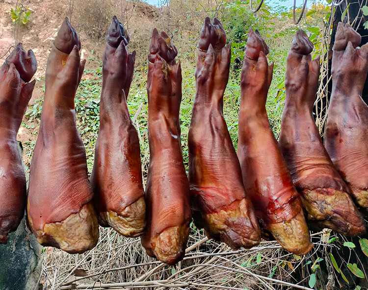 赣香婆 腊猪蹄正宗四川特产腊肉风干猪腿重庆奉节烟熏腊猪脚整只 2000