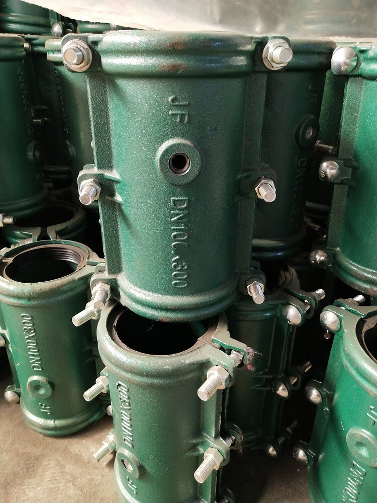 pe管道哈夫节堵漏器抢修节抱箍卡子快速接头分水铸铁接头 pe200*300 8