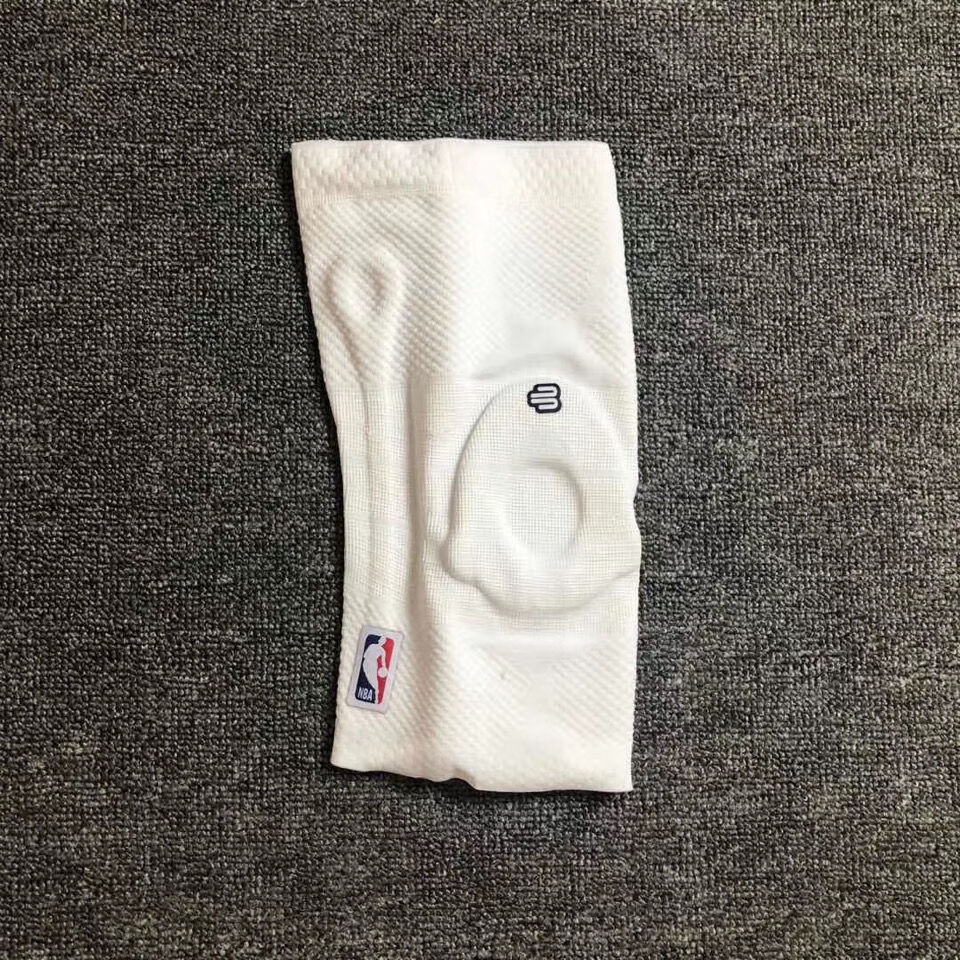 鲍尔·芬护膝nba款黑白色篮球护膝德国新款运动膝盖护具 nba联名黑单