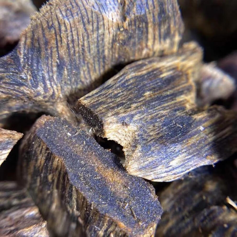 情冰 沉水级奇楠碎料 满油脂海南沉香绿棋楠香熏料原料泡茶煮水泡酒 1