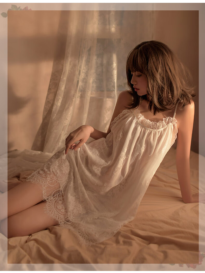 春秋薄款冰丝吊带连衣裙女士夏季甜美可爱蕾丝性感黑色170xl120140斤