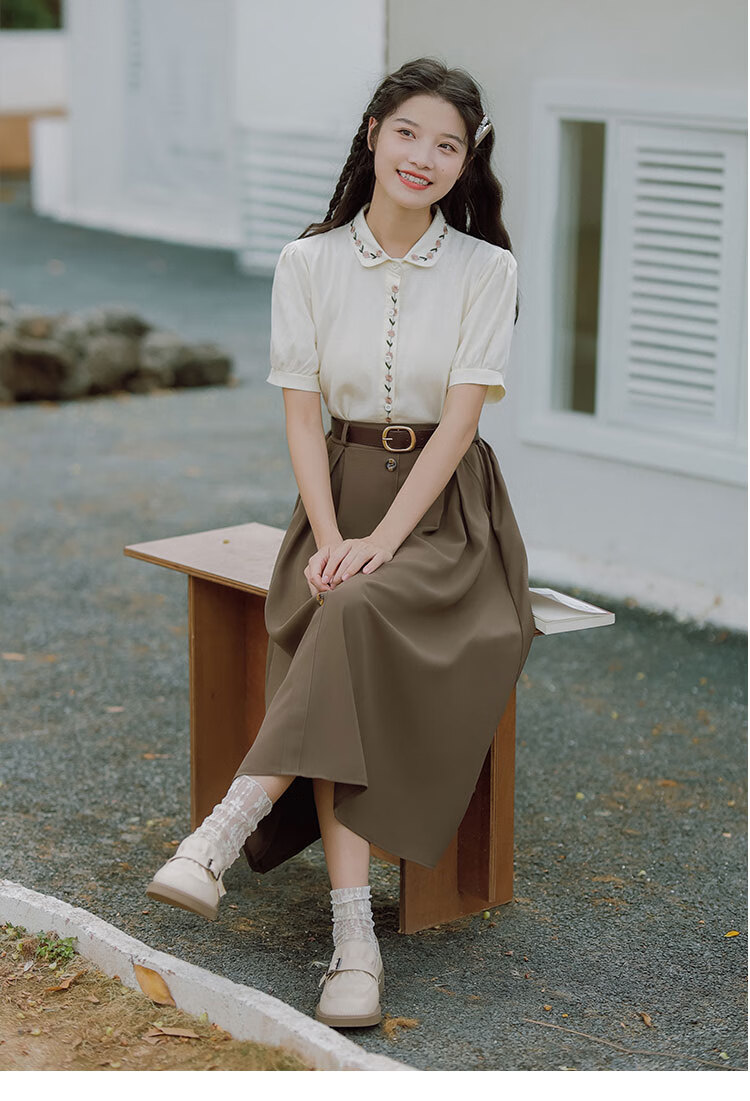 拉夏贝尔la夏季穿搭教资面试衣服教师穿搭夏季通勤女装轻熟风职业套装