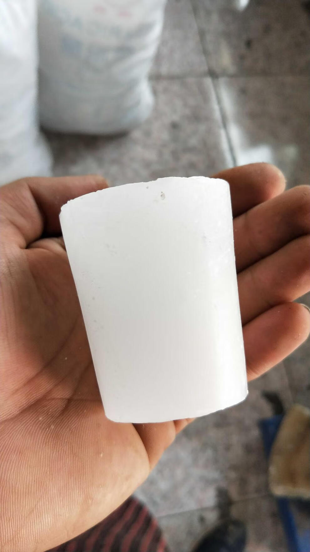 美帮汇 石蜡 固体 蜡块 工业用 白腊 58号精炼石蜡 100克颗粒(2两)