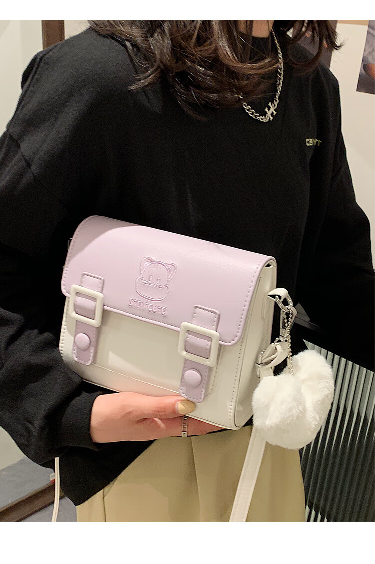 高级感小众包包新款学生女生斜挎包日系少女百搭小众小方包以舟白色