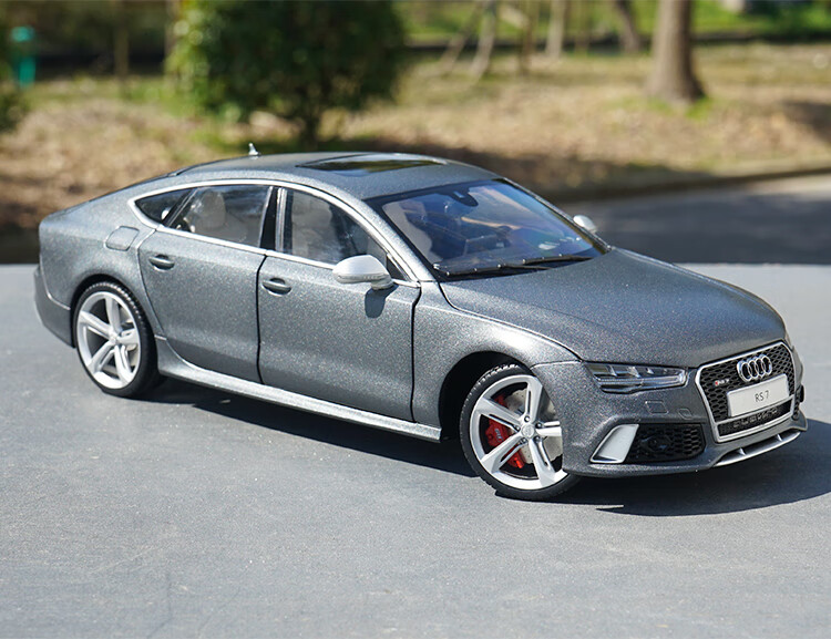 奥迪rs7模型 1:18 2016款 奥迪rs7 sportback 合金汽车模型车模 金属