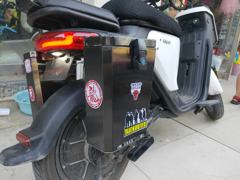 适用于小牛u1中置箱 小牛u1/u1b/u1c/ u /us不锈钢中置箱 电池盒 储物