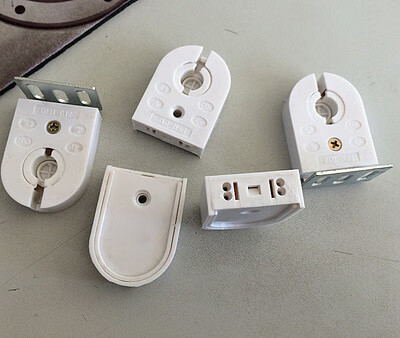 艺可恩灯具配件t8格栅灯t8支架灯脚日光灯灯座灯头t8老式弹簧旋转灯脚