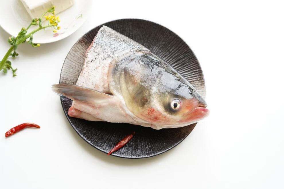 现杀白鲢鱼胖头花鳙鱼三峡原生态淡水鱼大头鱼剁椒鱼头 新鲜鱼泡1斤