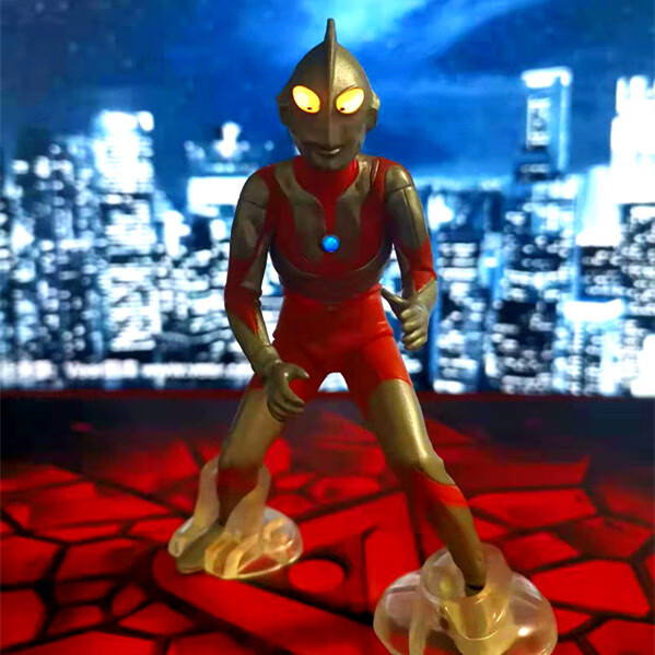 万代奥特曼发光人偶 扭蛋系列玩具,人偶组装好后高约12厘米左右适用