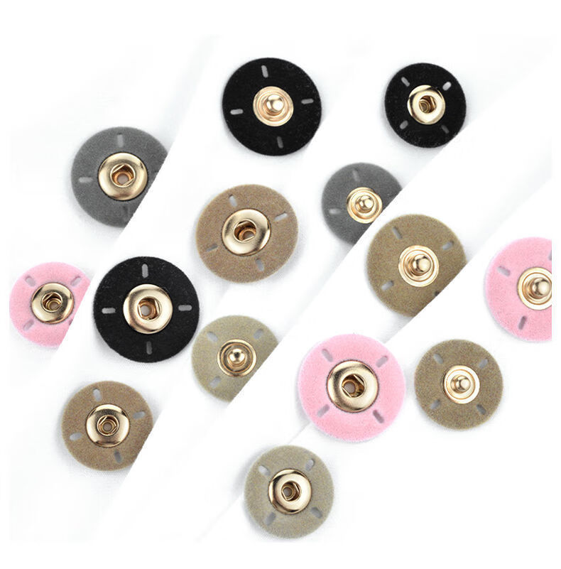 2022新款可狄纽扣大衣暗扣子母扣上衣女羊绒衣服大号按扣金属摁扣米色