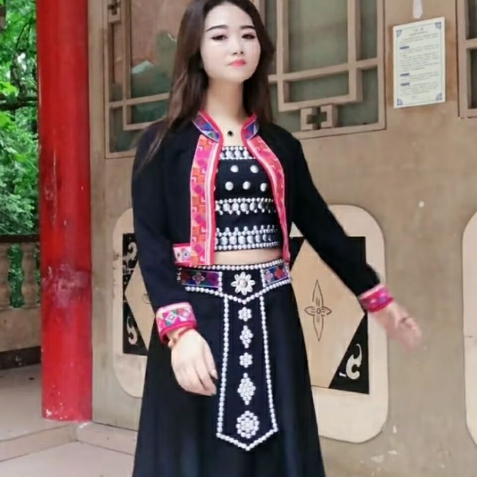 云南佤族女装长裙舞蹈演出服阿瓦民族新歌表演服临沧西盟孟连佤族2020