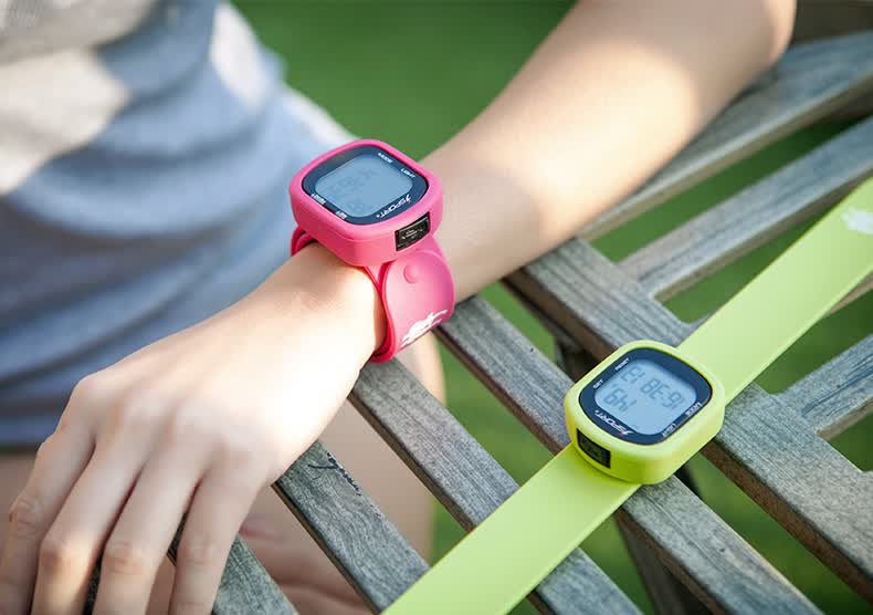 走路计步器学生老人跑步计步器运动手表智能手环电子计步器走路健康复