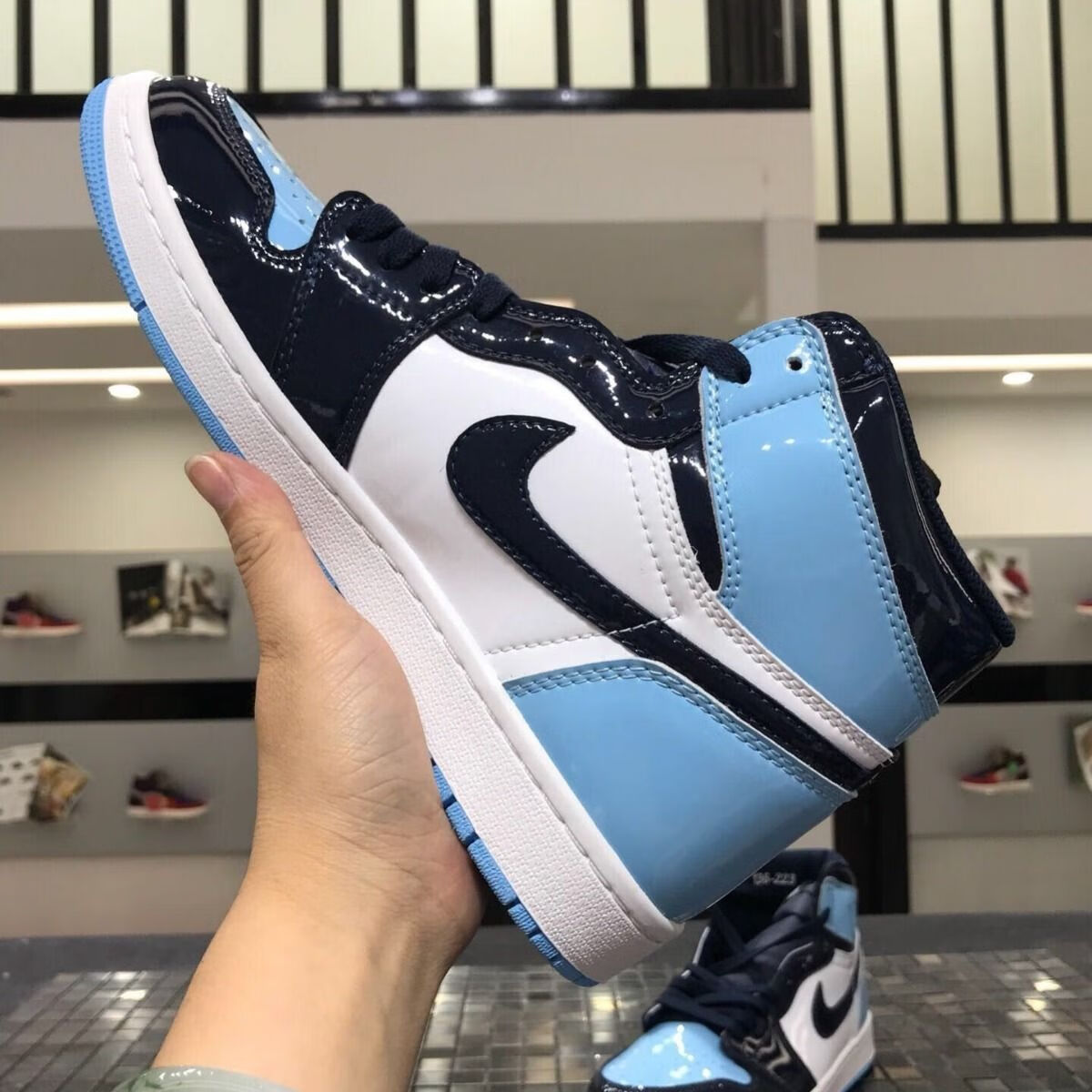 aj全漆皮北卡蓝篮球鞋男女鞋运动鞋情侣跑步鞋 漆皮北卡蓝 36【图片