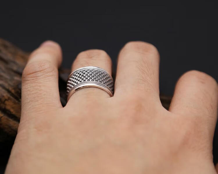 七夕情人节礼物老凤凰s999银顶针戒指男士宽版鱼鳞祥云戒复古泰银光面