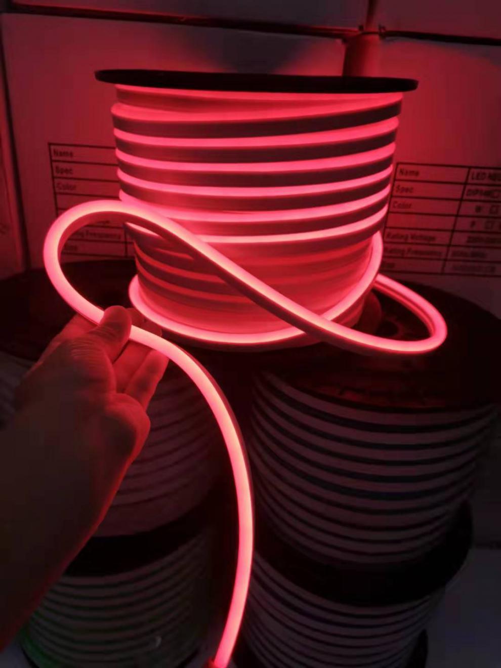 定制led硅胶霓虹灯带12v柔性超高亮户外防水 广告招牌造型做字软灯条