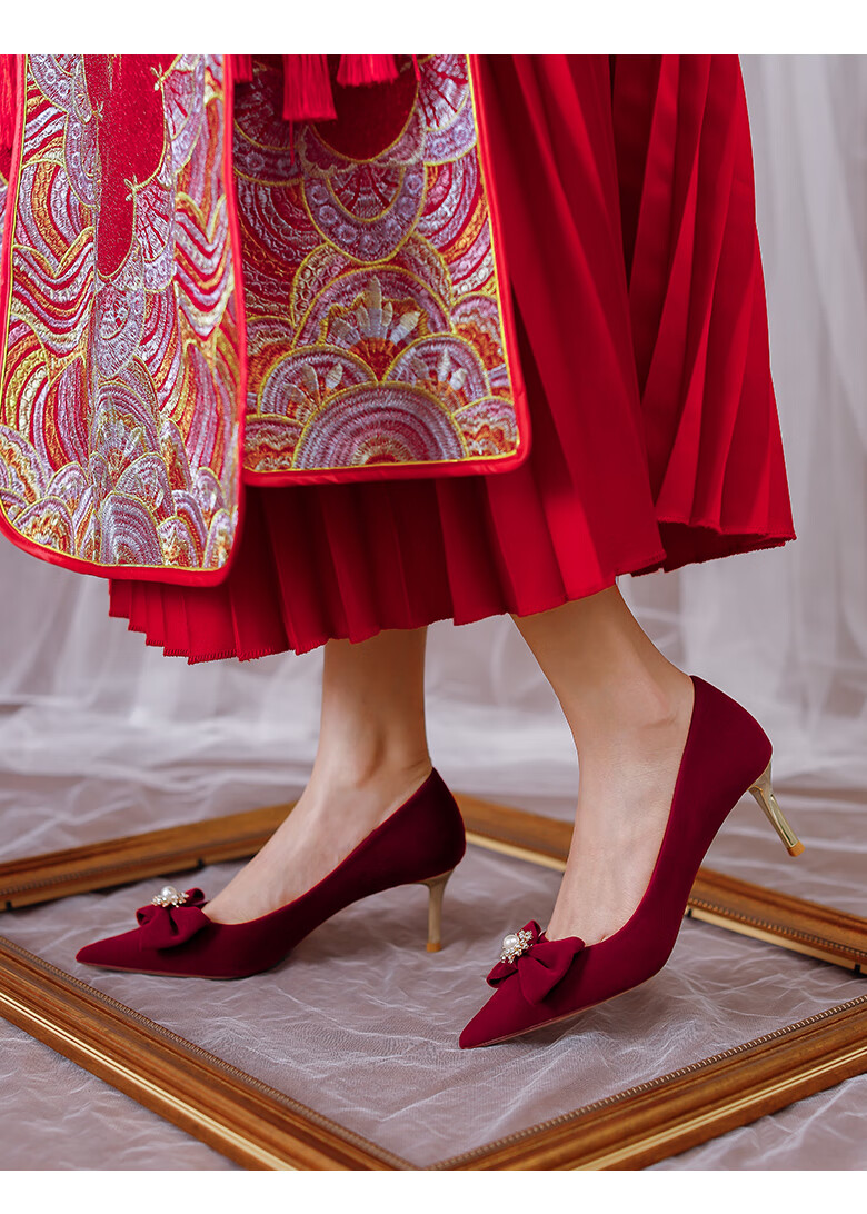 avaden高跟鞋新娘婚鞋红秀禾鞋2022年新款中式婚礼鞋结婚中跟踩堂鞋女