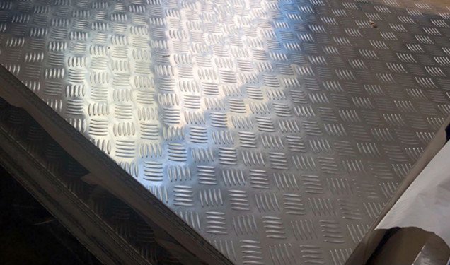 洛荻黛花纹铝板防滑板铝合金花纹板压花防滑铝板1mm2mm3mm4mm5mm加工