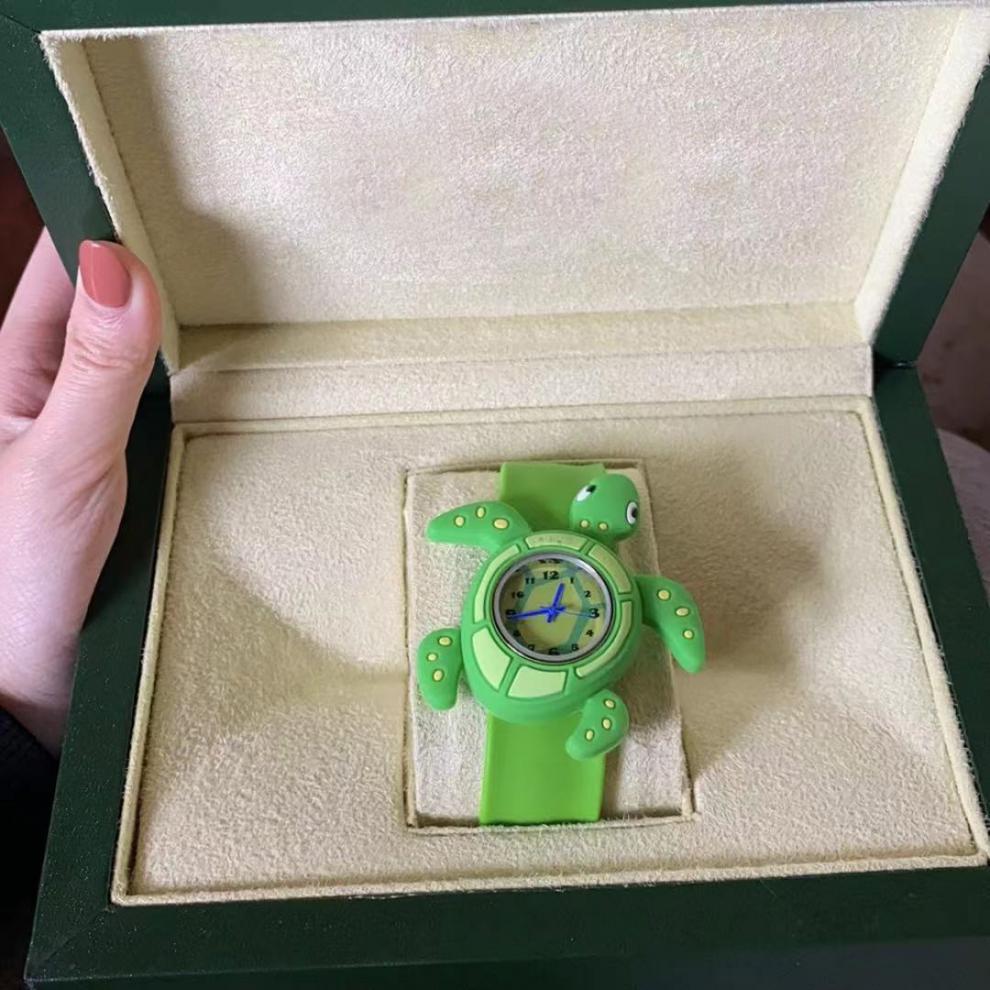 冠豪手表礼盒抖音同款绿水龟手表男生女朋友闺蜜创意恶搞情人节礼物嘉
