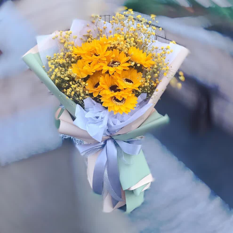香皂花满天星情人礼物毕业送花女生生日特别 大花束满天星真花向日葵
