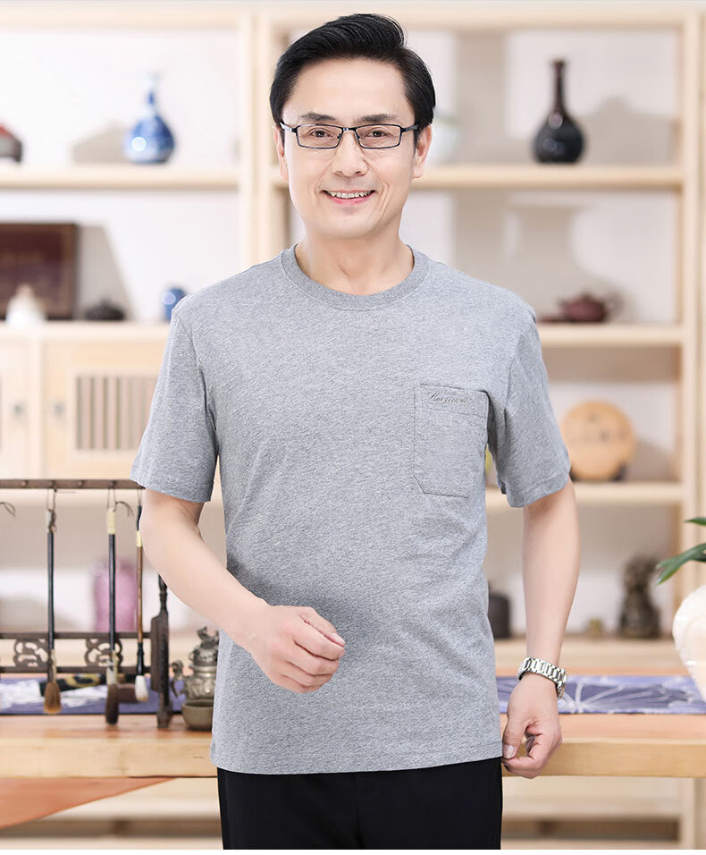 60岁老人穿的短袖男士中老年宽松纯绵男士短t恤爸爸夏装老人半汗衫