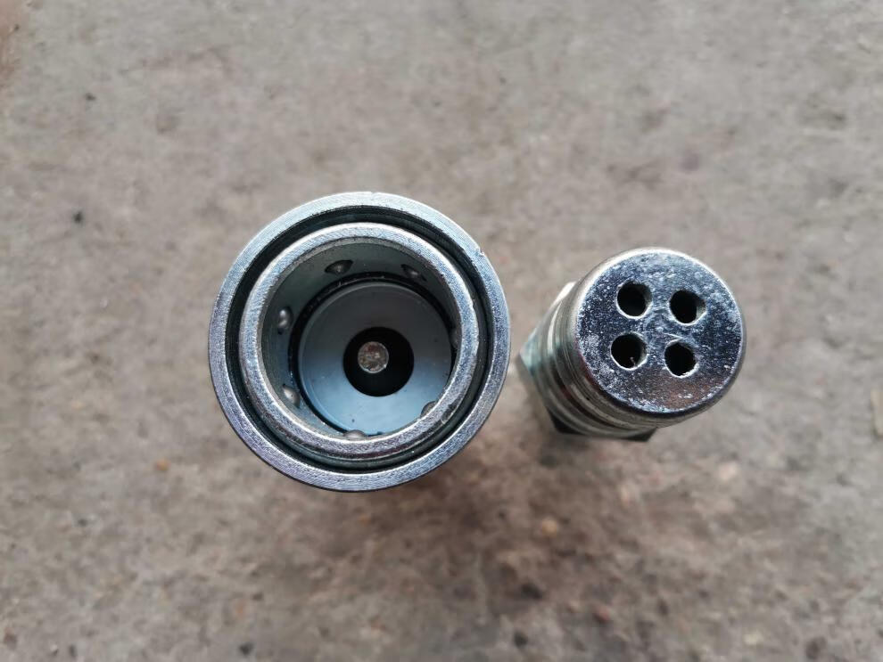 挂车螺旋管大快接头主车挂车气管连接插头自封阀半挂配件镀铬快接2个