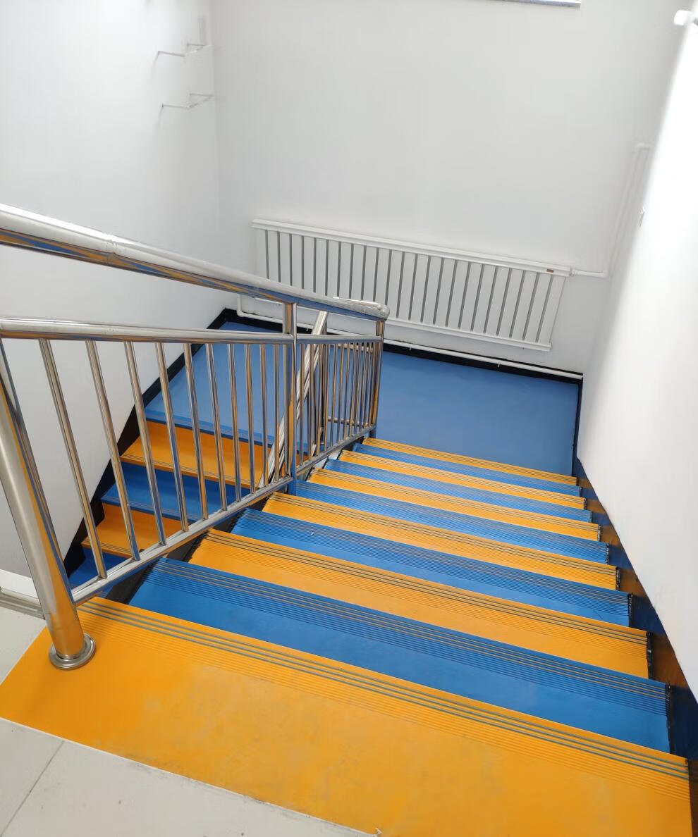 地板垫子大面积加厚楼梯踏步垫防滑条可擦洗塑胶垫家用地胶pvc地垫