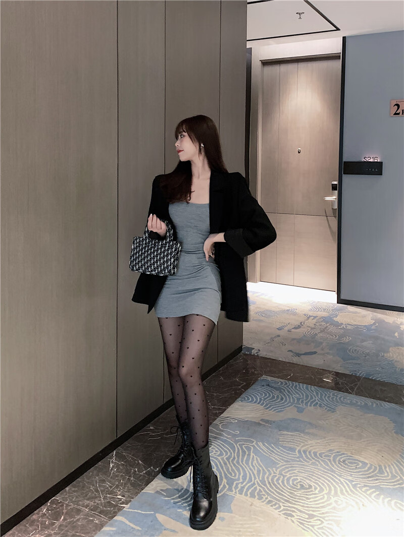 性感辣妹黑色丝袜女春秋新款2021ins小爱心暗黑风过膝打底袜彤思绮