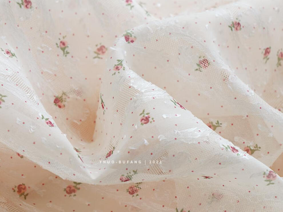 雪纺碎花布料竖条纹印花提花布料连衣裙服装汉服面料垂滑半透明半米价