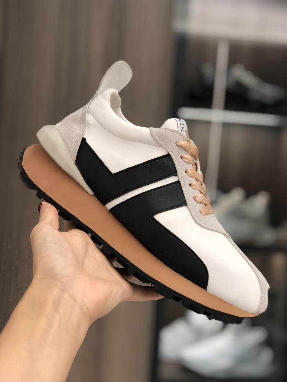 古米茄男鞋新款高品质潮鞋男士新款舒适休闲运动高品质潮鞋沈鸣 黑白