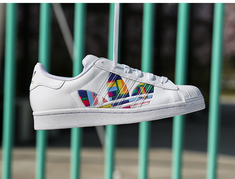 adidas阿迪达斯三叶草男鞋2020秋冬新款彩虹贝壳头运动板鞋休闲鞋fy