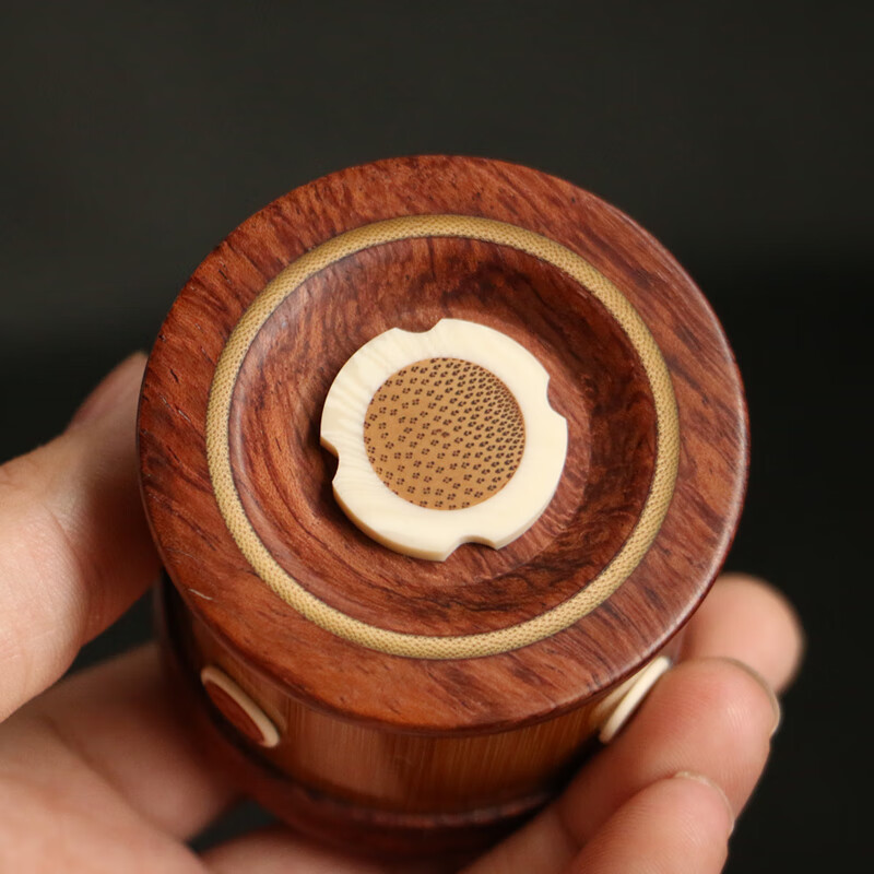 精品纯手工制作老玉竹万体鸣虫罐子竹制蛐蛐蝈蝈罐黄蛉金钟罐