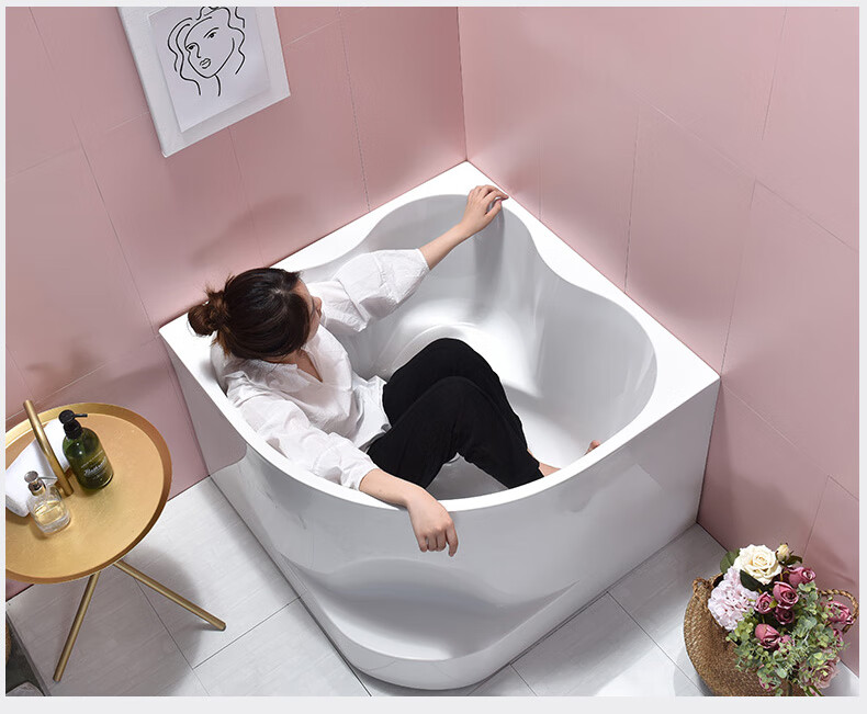 小浴缸坐式浴缸 陶瓷浴缸 浴池简易日式独立迷你亚克力大容量三角形