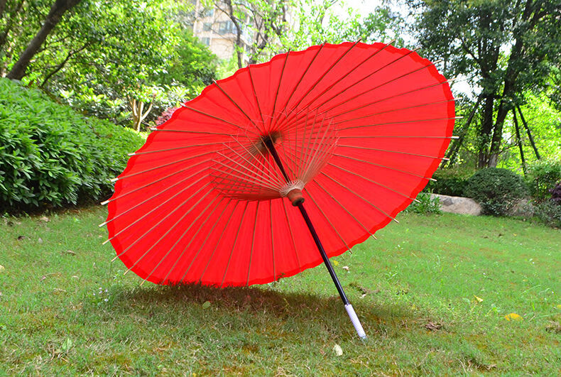 qiced新品油纸伞红色日式油纸伞长柄和风伞雨伞和服摄影伞日式餐厅