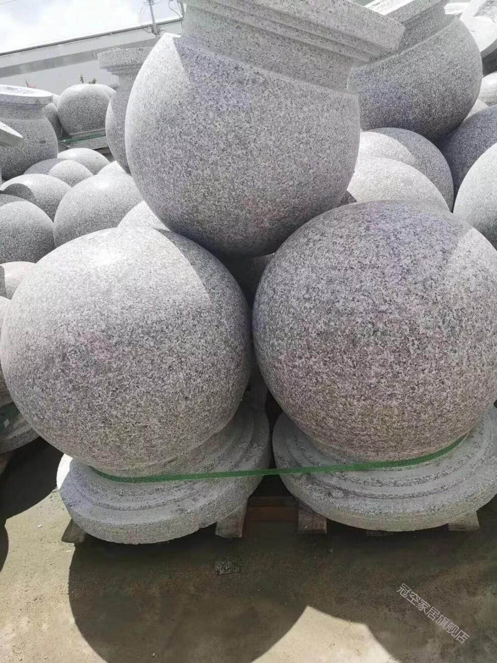 轻奢高端挡车石球路障挡车石广场石墩子花岗岩石头球隔离石阻车球 挡