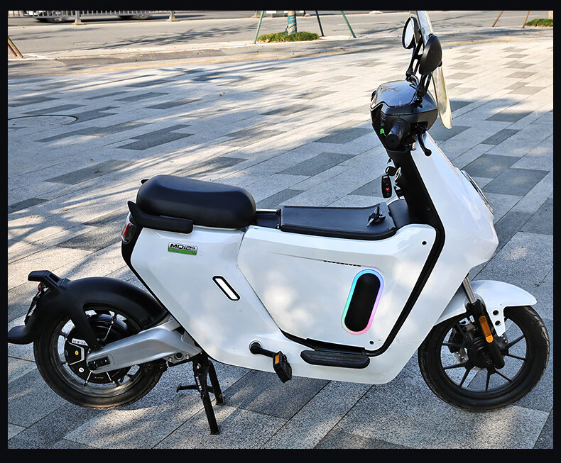 小牛m2mqi2s中置储物箱前置多色可选电动无缝贴合增容箱尾箱m2银河