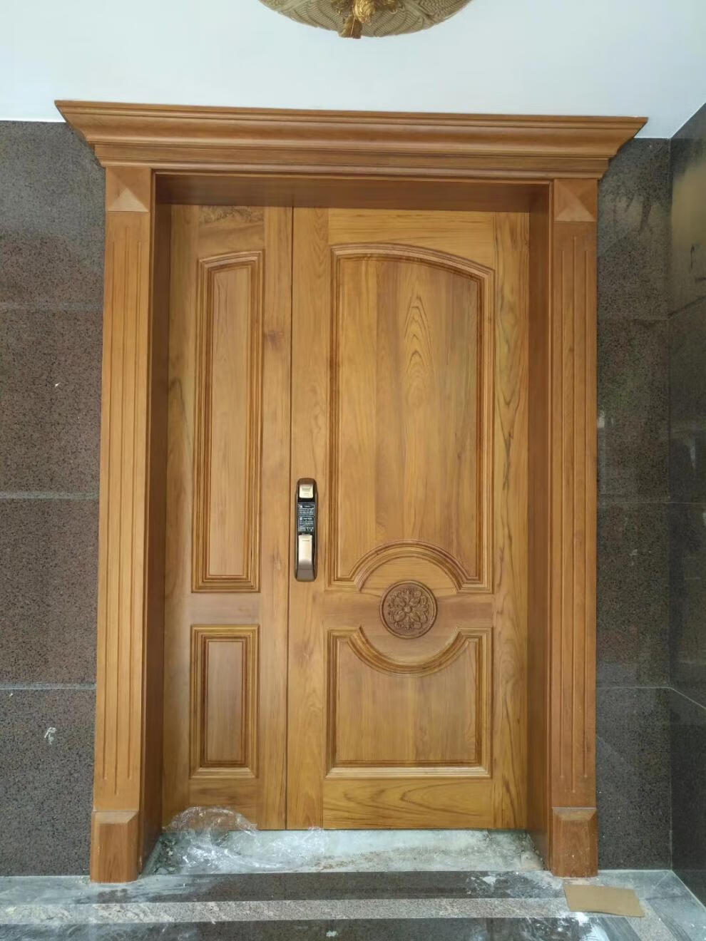 木门卧室门纯实木缅甸柚木原木大门沙比利室内家用房门卧室实木子母门