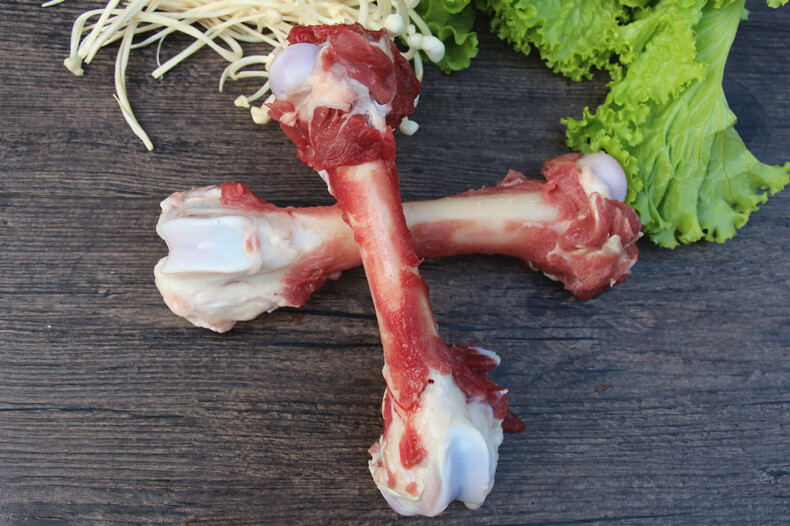 带肉羊骨头羊筒骨500克新鲜羊棒骨羊腿骨可切段 现杀放养山羊【图片 