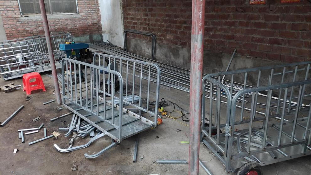 装猪笼子称猪笼养猪用肥猪运输笼仔猪转运车拉猪车推猪车周转笼车加厚