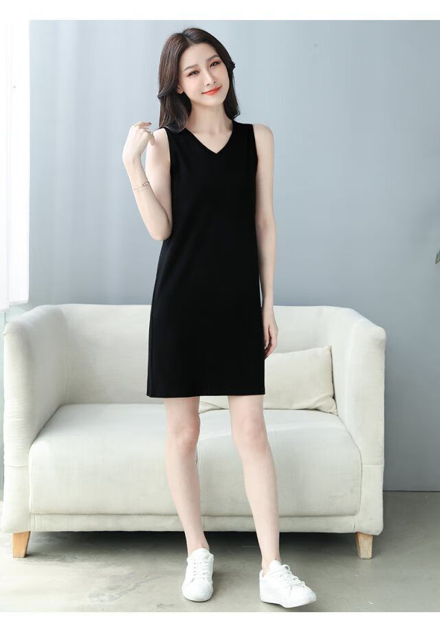 冰芷水黑色吊带裙夏季女新款连衣裙大弹力冰丝针织宽松显瘦加大背心裙