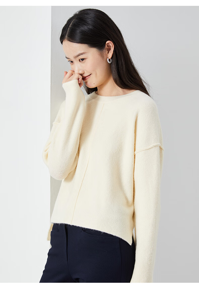 官方集团依恋毛衣女春季时尚休闲宽松圆领套头针织毛衣64乳白色165