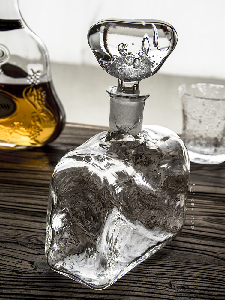 日本威士忌酒壶玻璃匠人荒川尙也先生气泡纹酒瓶酒壶红酒醒酒器现货