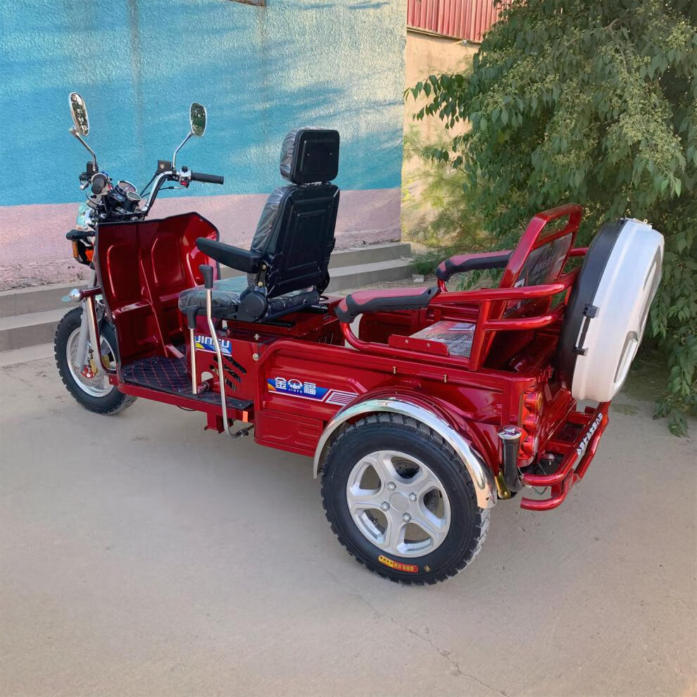 助残三轮摩托车汽油客货载客代步车小型老人残疾人水冷燃油三轮车