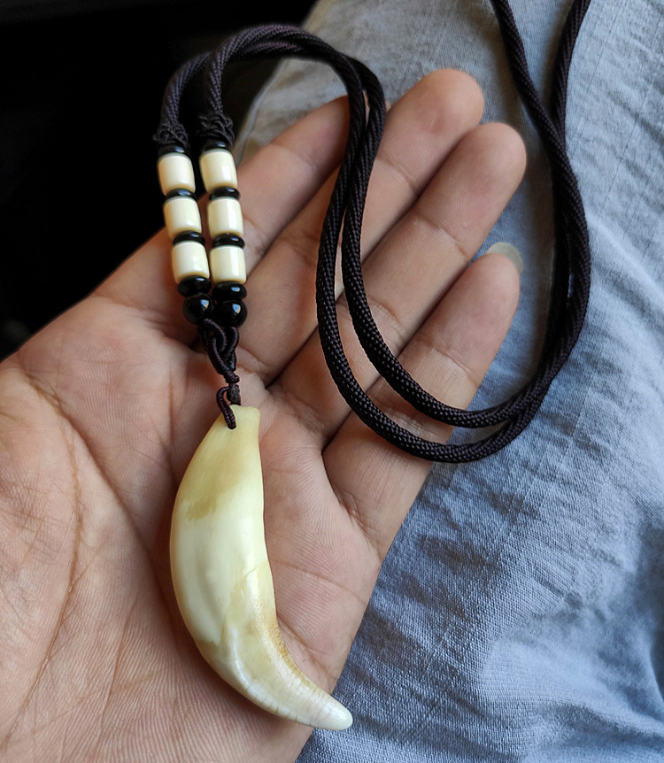 狼牙吊坠狗牙吊坠血横纹狼牙吊坠男项链本命年礼物真狗牙齿儿童宝宝