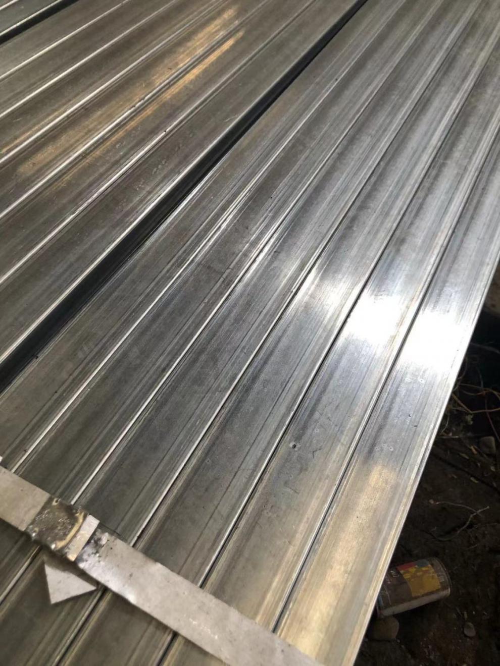 镀锌管镀锌方管镀锌矩形管热镀锌方管冷镀锌方管镀锌钢带管方钢 20mm*