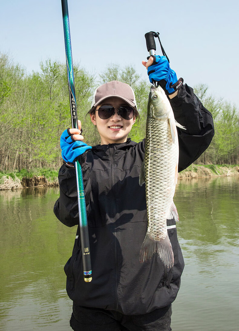 【垂钓优选】达瓦满天星钓鱼竿手竿进口碳素超轻超硬19调台钓竿鲫鱼竿