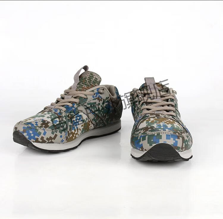 作训跑鞋07b多威迷彩鞋男冬季加绒数码林地07a迷彩作训跑鞋轻便跑步鞋